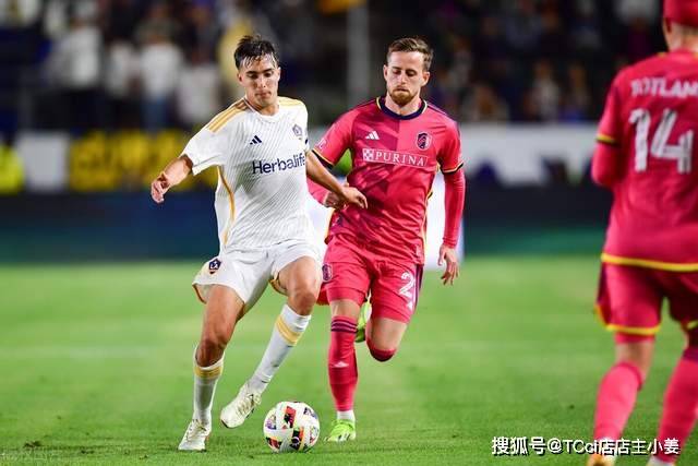 西甲-奥尔莫双响亚马尔助攻 巴萨3-1西班牙人